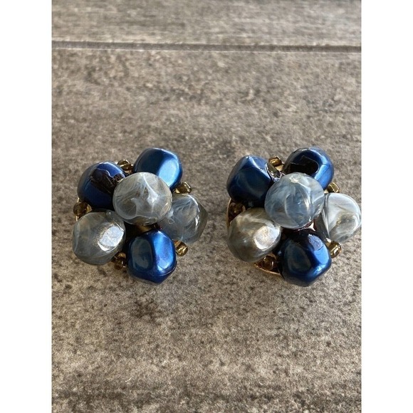 Lisner Clip Ons Earrings Vintage Blue Beads Gold Tone 50s - Picture 7 of 12